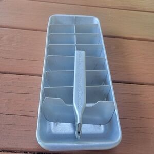 General Electric Metal Ice Cube Tray